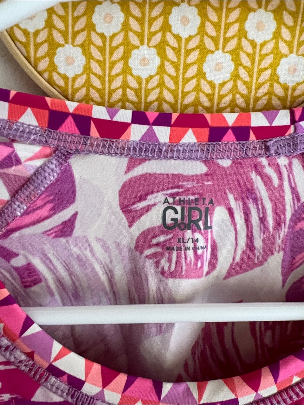XL (14) | Athleta Girls' Pink & Magenta Leaf-Print Short Sleeve Swim Rash Guard - Picture 2 of 4